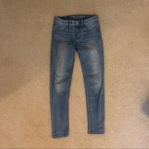 American Eagle Lightwash Jeans